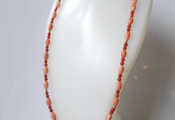 【商品紹介動画】赤珊瑚と深海珊瑚のネックレス