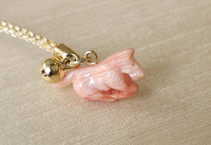 【商品紹介動画】馬(珊瑚彫刻)の根付